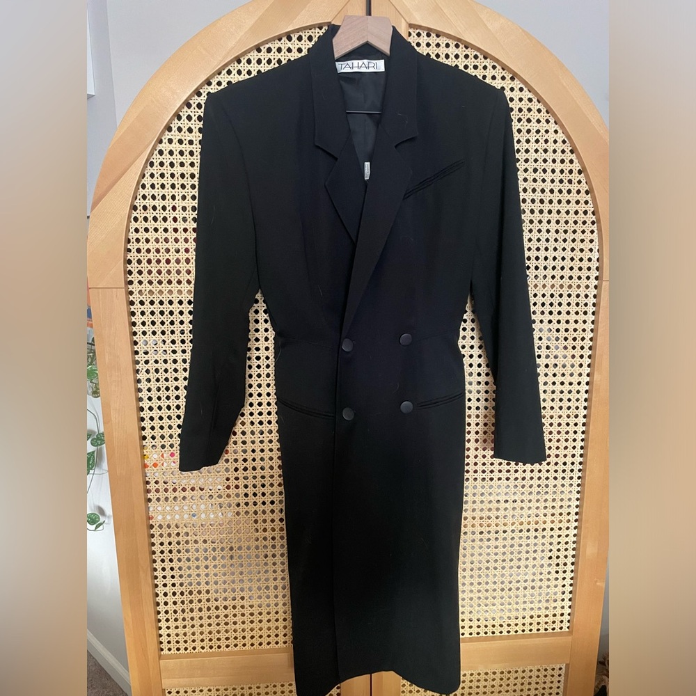 Tahari women’s black pea coat. Size 4.
